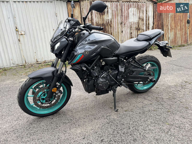 Мотоцикл Без обтекателей (Naked bike) Yamaha MT-07 2023 в Киеве