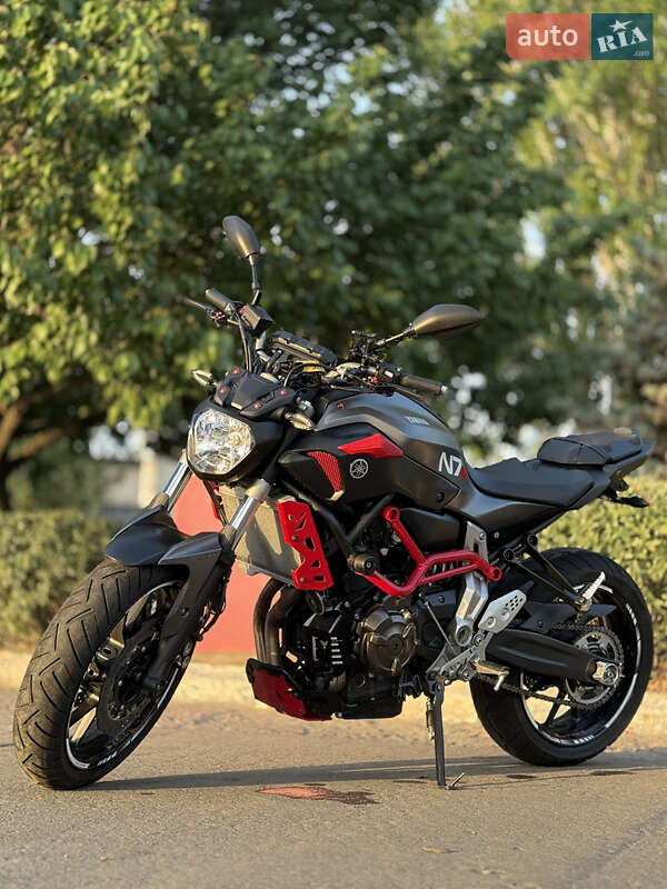 Yamaha MT-07 2017