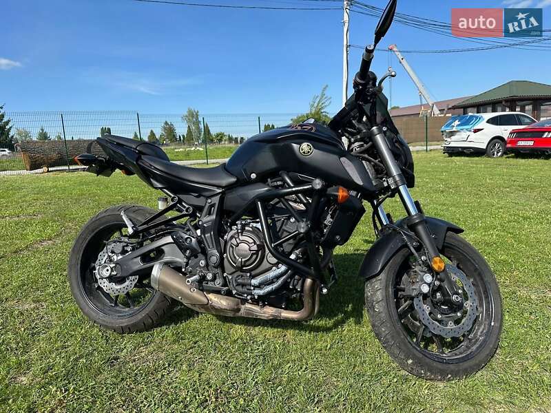 Yamaha MT-07