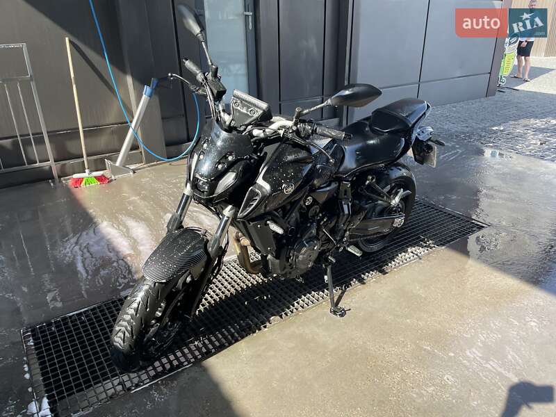 Yamaha MT-07 2024