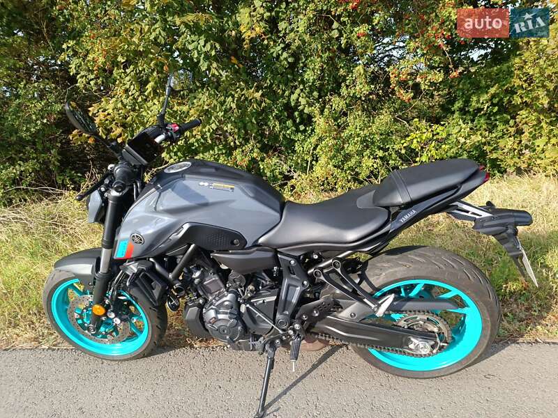 Мотоцикл Без обтекателей (Naked bike) Yamaha MT-07 2023 в Барышевке