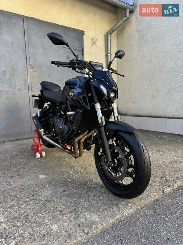 Yamaha MT-07 2024