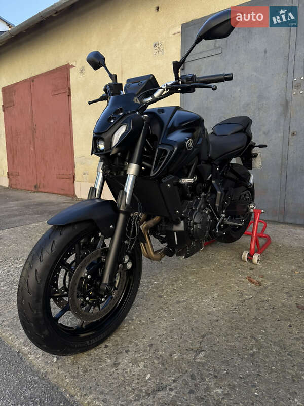 Мотоцикл Без обтекателей (Naked bike) Yamaha MT-07 2024 в Трускавце