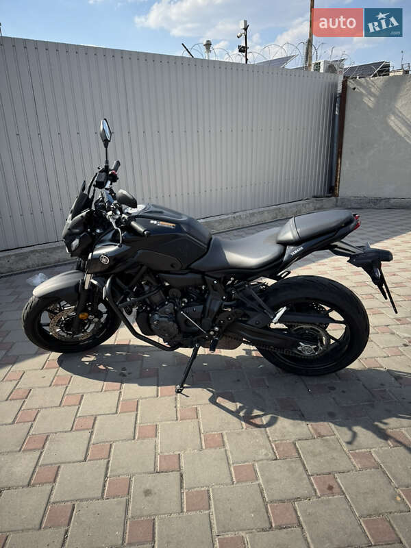 Мотоцикл Без обтекателей (Naked bike) Yamaha MT-07 2022 в Запорожье фото 12 Мотоцикл Без обтекателей (Naked bike) Yamaha MT-07 2022 в Запорожье