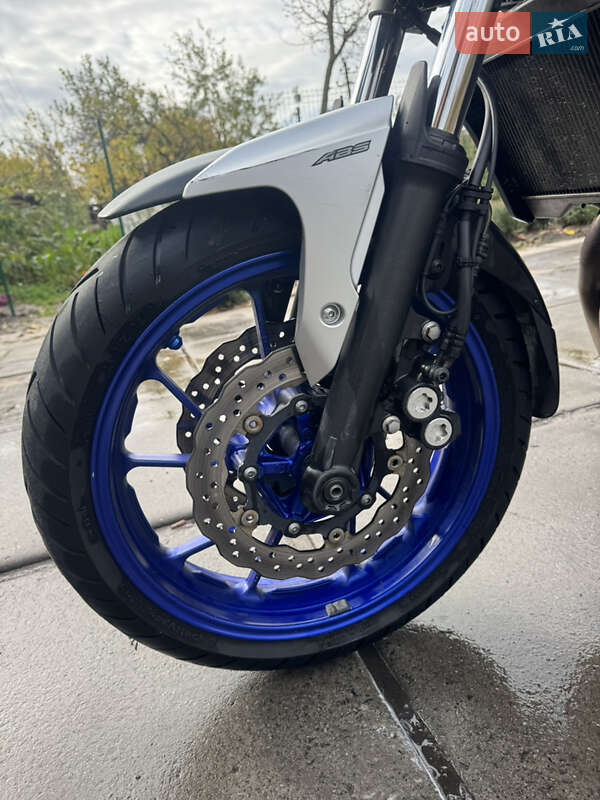 Мотоцикл Без обтекателей (Naked bike) Yamaha MT-07 2015 в Броварах