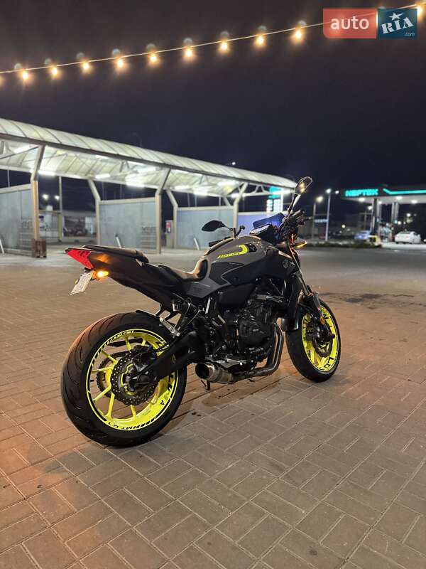 Спортбайк Yamaha MT-07 2017 в Днепре фото 13 Спортбайк Yamaha MT-07 2017 в Днепре