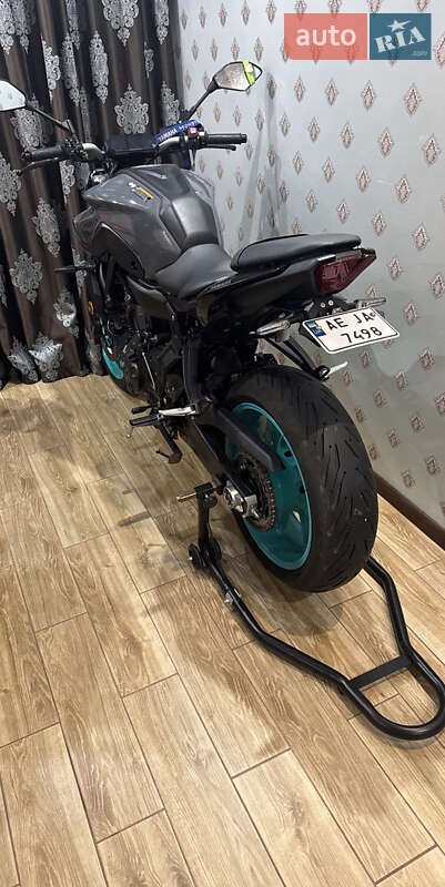 Мотоцикл Без обтекателей (Naked bike) Yamaha MT-07 2022 в Софиевке фото 4 Мотоцикл Без обтекателей (Naked bike) Yamaha MT-07 2022 в Софиевке