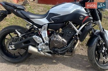Мотоцикл Без обтекателей (Naked bike) Yamaha MT-07 2014 в Прилуках