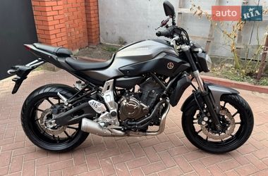 Мотоцикл Без обтекателей (Naked bike) Yamaha MT-07 2016 в Чернигове