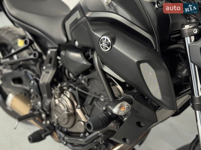 Мотоцикл Без обтекателей (Naked bike) Yamaha MT-07 2018 в Киеве фото 12 Мотоцикл Без обтекателей (Naked bike) Yamaha MT-07 2018 в Киеве