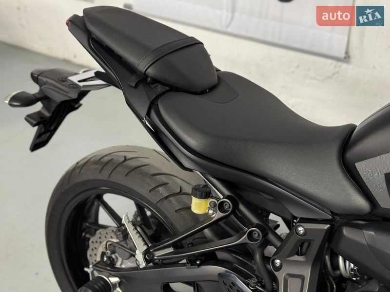 Мотоцикл Без обтекателей (Naked bike) Yamaha MT-07 2018 в Киеве фото 17 Мотоцикл Без обтекателей (Naked bike) Yamaha MT-07 2018 в Киеве