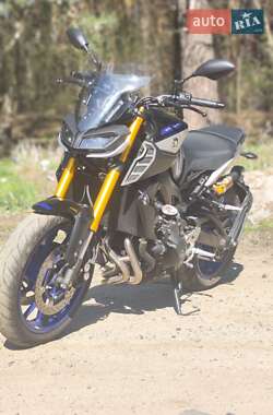 Мотоцикл Без обтекателей (Naked bike) Yamaha MT-09 SP 2020 в 