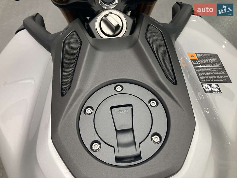 Мотоцикл Без обтекателей (Naked bike) Yamaha MT-09 SP 2024 в Киеве