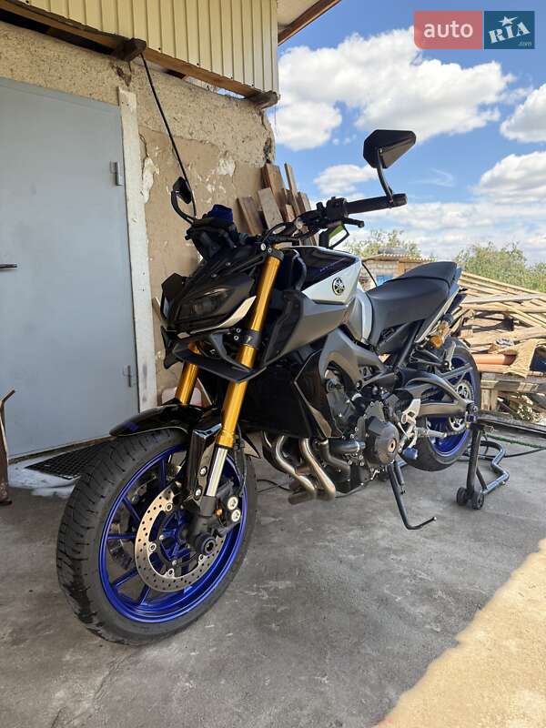 Мотоцикл Спорт-туризм Yamaha MT-09 SP 2017 в Каменском фото 2 Мотоцикл Спорт-туризм Yamaha MT-09 SP 2017 в Каменском