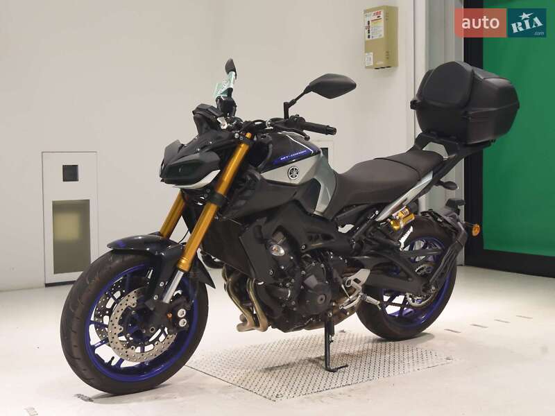 Мотоцикл Без обтекателей (Naked bike) Yamaha MT-09 SP 2020 в Днепре фото 4 Мотоцикл Без обтекателей (Naked bike) Yamaha MT-09 SP 2020 в Днепре