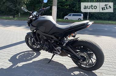 Мотоцикл Без обтекателей (Naked bike) Yamaha MT-09 2018 в Черновцах