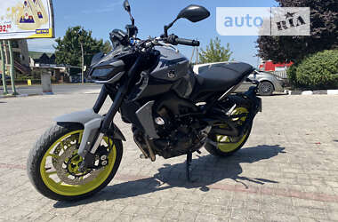 Мотоцикл Без обтекателей (Naked bike) Yamaha MT-09 2017 в Могилев-Подольске