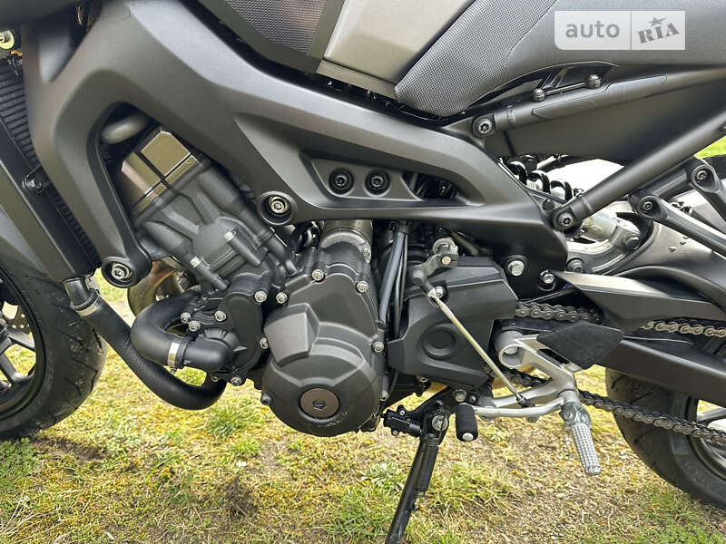 Мотоцикл Без обтекателей (Naked bike) Yamaha MT-09 2015 в Белой Церкви