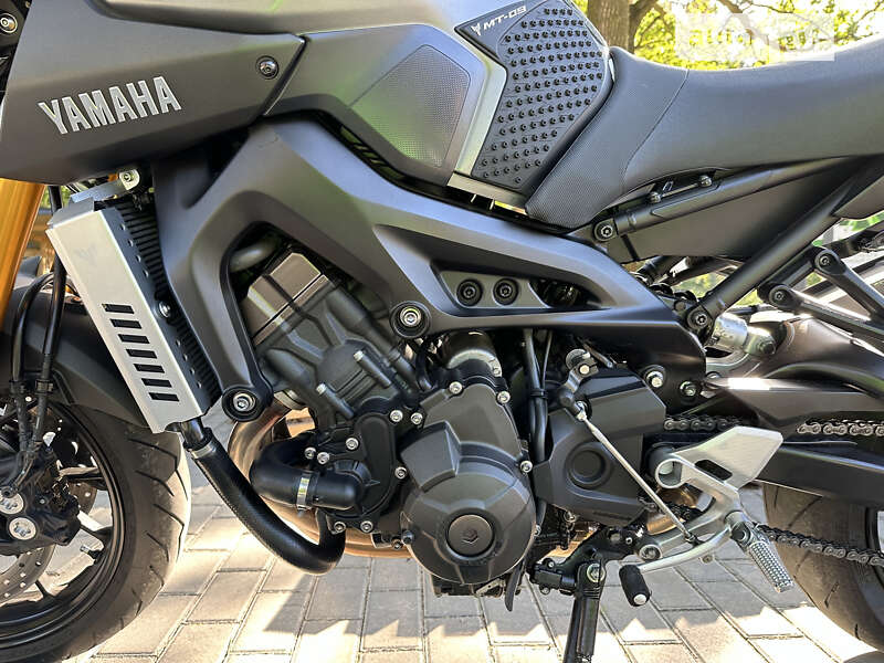 Мотоцикл Без обтікачів (Naked bike) Yamaha MT-09 2015 в Білій Церкві