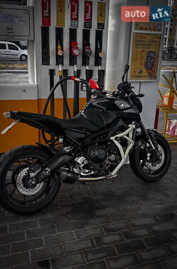 Мотоцикл Классик Yamaha MT-09 2015 в Кременчуге