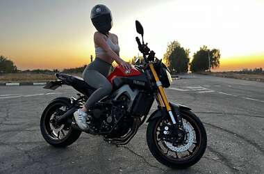 Мотоцикл Без обтікачів (Naked bike) Yamaha MT-09 2015 в Сумах