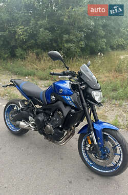 Спортбайк Yamaha MT-09 2016 в Краснограде