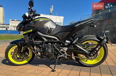 Мотоцикл Без обтекателей (Naked bike) Yamaha MT-09 2018 в Киеве