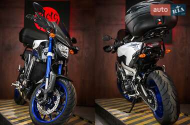 Мотоцикл Без обтекателей (Naked bike) Yamaha MT-09 2015 в Днепре