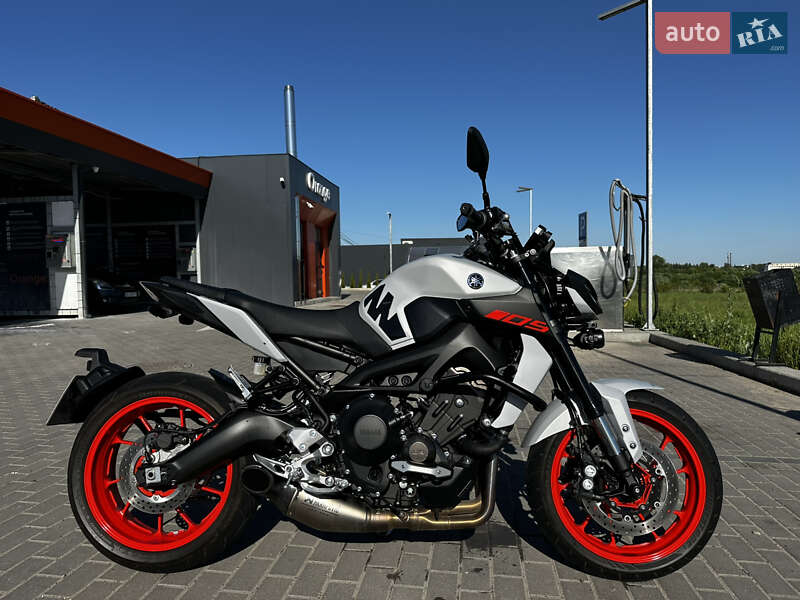 Мотоцикл Без обтікачів (Naked bike) Yamaha MT-09 2019 в Львові