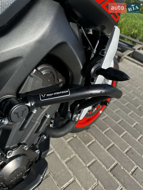 Мотоцикл Без обтікачів (Naked bike) Yamaha MT-09 2019 в Львові