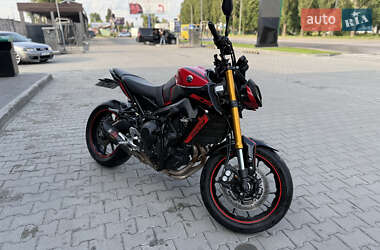 Мотоцикл Без обтекателей (Naked bike) Yamaha MT-09 2018 в 