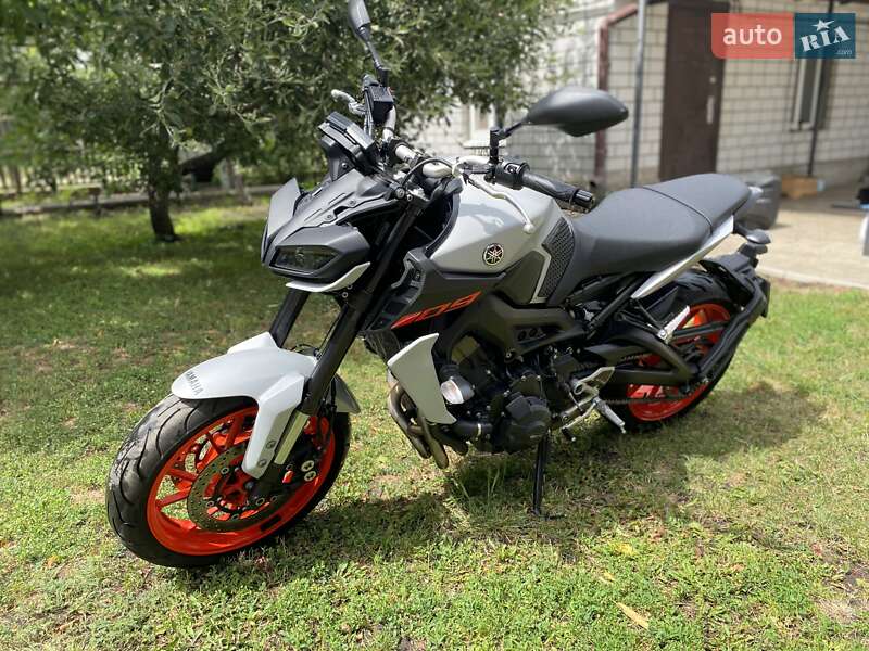 Мотоцикл Без обтікачів (Naked bike) Yamaha MT-09 2020 в Дніпрі фото 5 Мотоцикл Без обтікачів (Naked bike) Yamaha MT-09 2020 в Дніпрі