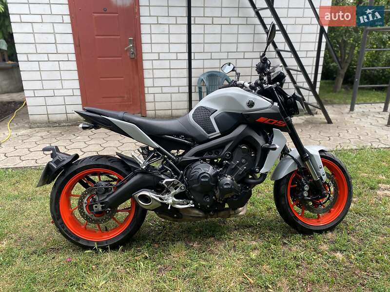 Мотоцикл Без обтікачів (Naked bike) Yamaha MT-09 2020 в Дніпрі фото 7 Мотоцикл Без обтікачів (Naked bike) Yamaha MT-09 2020 в Дніпрі