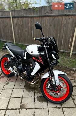 Мотоцикл Без обтекателей (Naked bike) Yamaha MT-09 2019 в Харькове