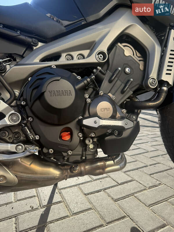Мотоцикл Без обтікачів (Naked bike) Yamaha MT-09 2014 в Кропивницькому фото 16 Мотоцикл Без обтікачів (Naked bike) Yamaha MT-09 2014 в Кропивницькому