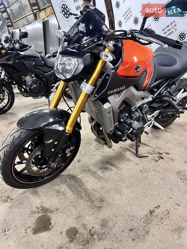 Мотоцикл Без обтікачів (Naked bike) Yamaha MT-09 2014 в Житомирі