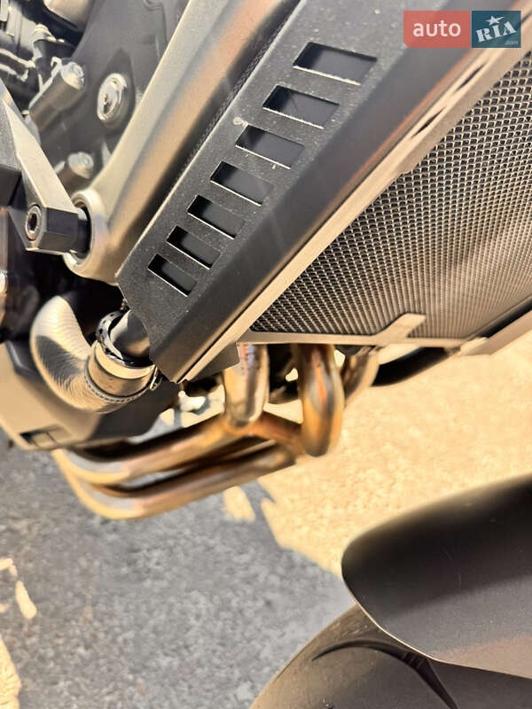 Мотоцикл Без обтікачів (Naked bike) Yamaha MT-09 2015 в Києві