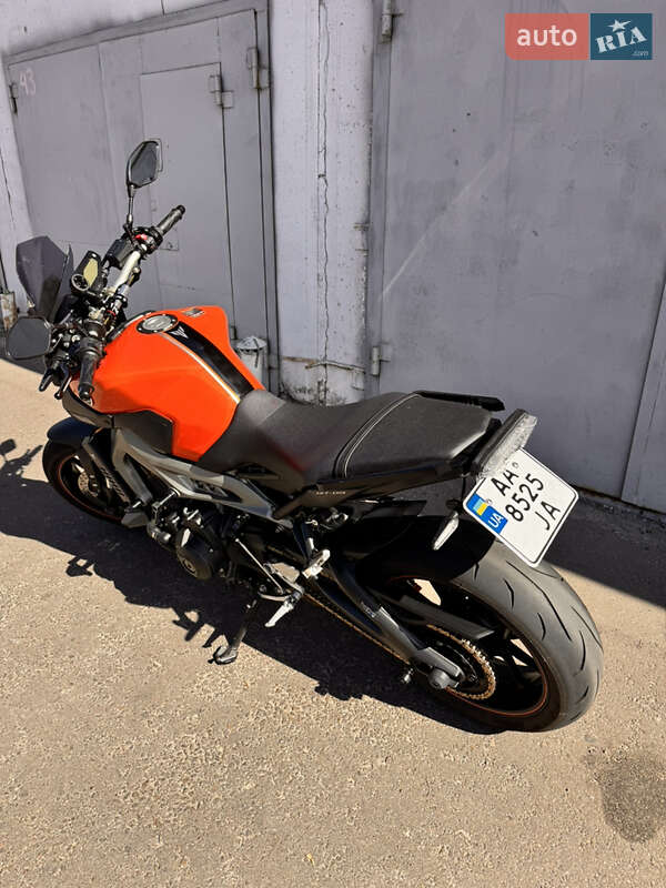 Мотоцикл Без обтікачів (Naked bike) Yamaha MT-09 2015 в Києві