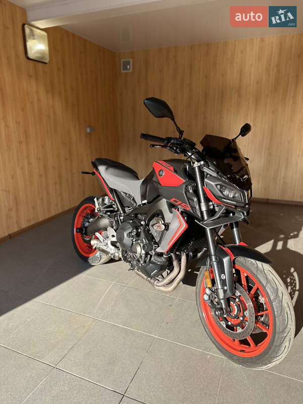 Мотоцикл Без обтікачів (Naked bike) Yamaha MT-09 2019 в Харкові