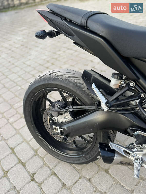 Мотоцикл Без обтекателей (Naked bike) Yamaha MT-09 2018 в Тернополе фото 3 Мотоцикл Без обтекателей (Naked bike) Yamaha MT-09 2018 в Тернополе