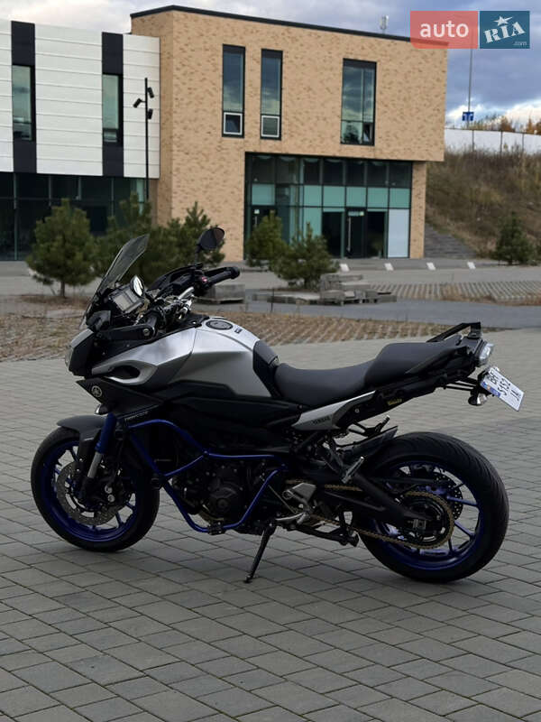 Мотоцикл Спорт-туризм Yamaha MT-09 2015 в Хмельницком