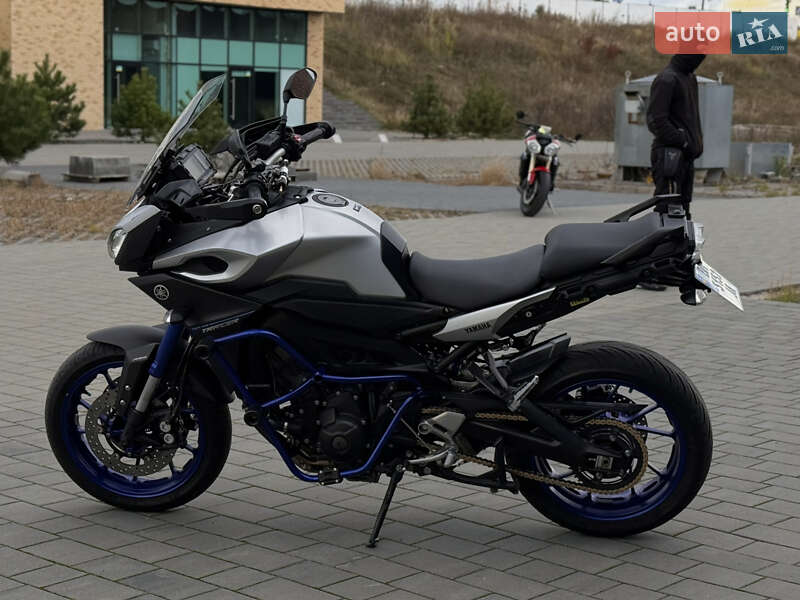 Мотоцикл Спорт-туризм Yamaha MT-09 2015 в Хмельницком