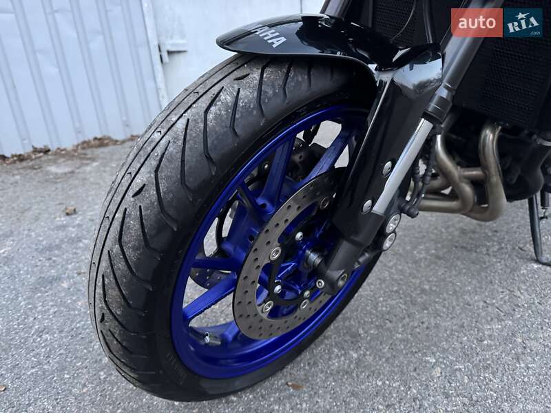 Мотоцикл Без обтекателей (Naked bike) Yamaha MT-09 2020 в Днепре