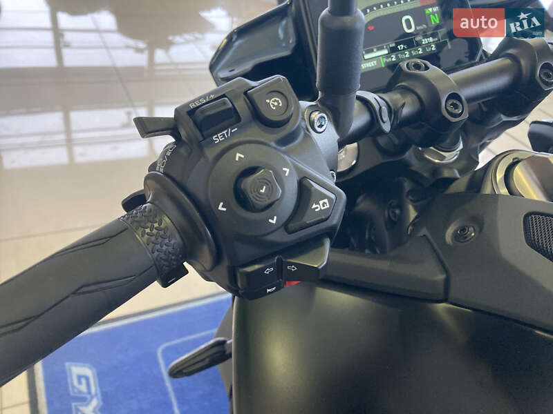 Мотоцикл Без обтікачів (Naked bike) Yamaha MT-09 2025 в Києві фото 13 Мотоцикл Без обтікачів (Naked bike) Yamaha MT-09 2025 в Києві