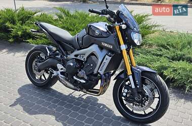 Мотоцикл Без обтікачів (Naked bike) Yamaha MT-09 2015 в Дніпрі