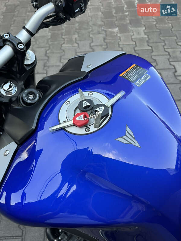 Мотоцикл Без обтікачів (Naked bike) Yamaha MT-09 2021 в Кам'янському фото 12 Мотоцикл Без обтікачів (Naked bike) Yamaha MT-09 2021 в Кам'янському