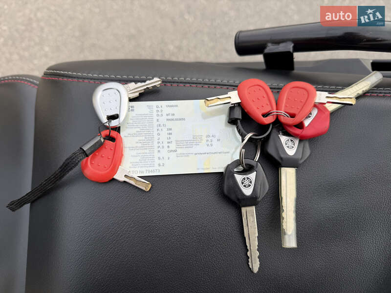 Мотоцикл Спорт-туризм Yamaha MT-09 2017 в Херсоне фото 32 Мотоцикл Спорт-туризм Yamaha MT-09 2017 в Херсоне