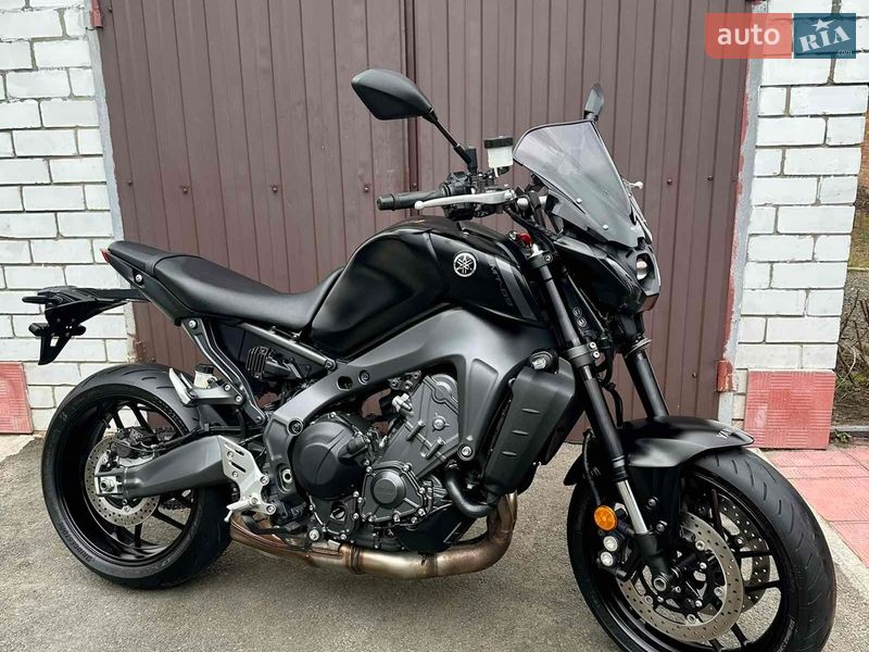 Мотоцикл Без обтекателей (Naked bike) Yamaha MT-09 2022 в Смеле фото 3 Мотоцикл Без обтекателей (Naked bike) Yamaha MT-09 2022 в Смеле