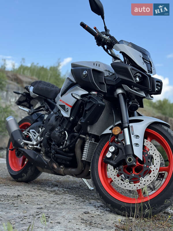 Мотоцикл Без обтекателей (Naked bike) Yamaha MT-10 2020 в Нетешине