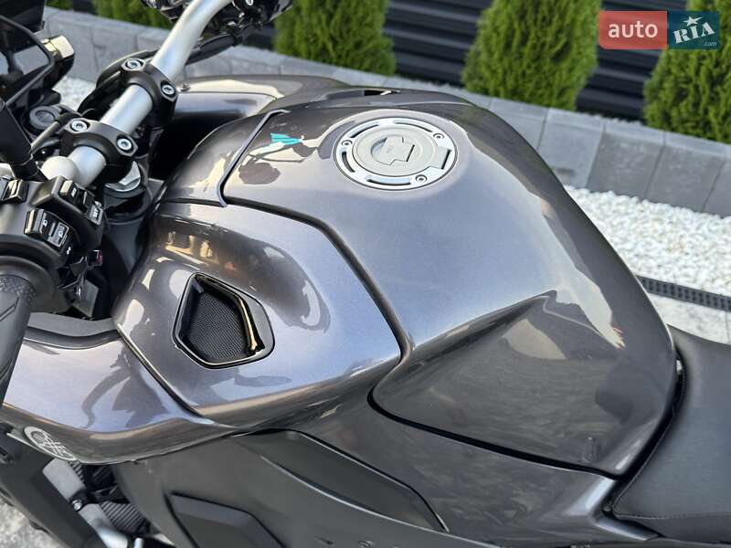 Мотоцикл Без обтекателей (Naked bike) Yamaha MT-10 2023 в Ковеле фото 30 Мотоцикл Без обтекателей (Naked bike) Yamaha MT-10 2023 в Ковеле